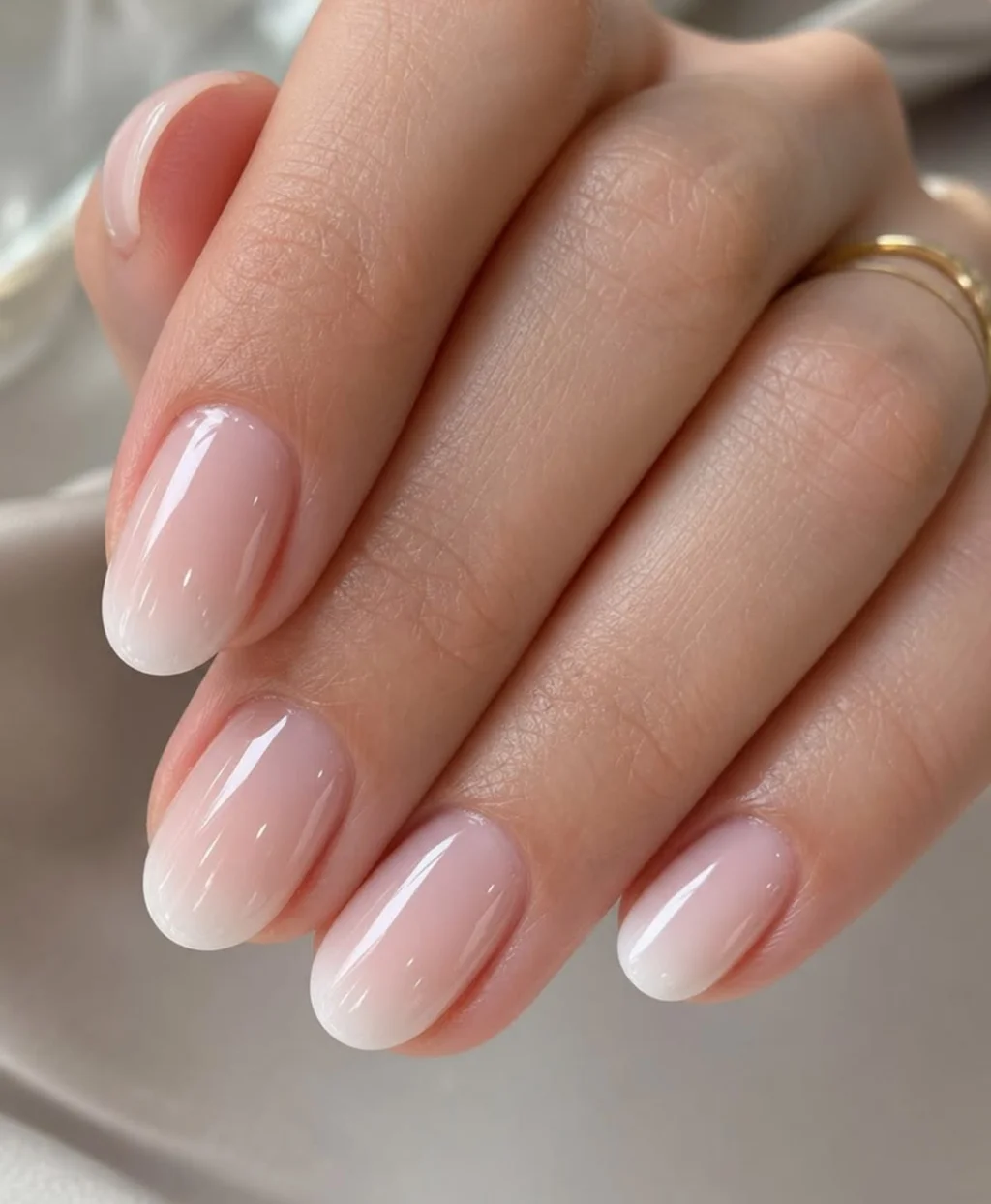 mẫu nail nhẹ nhàng đi học