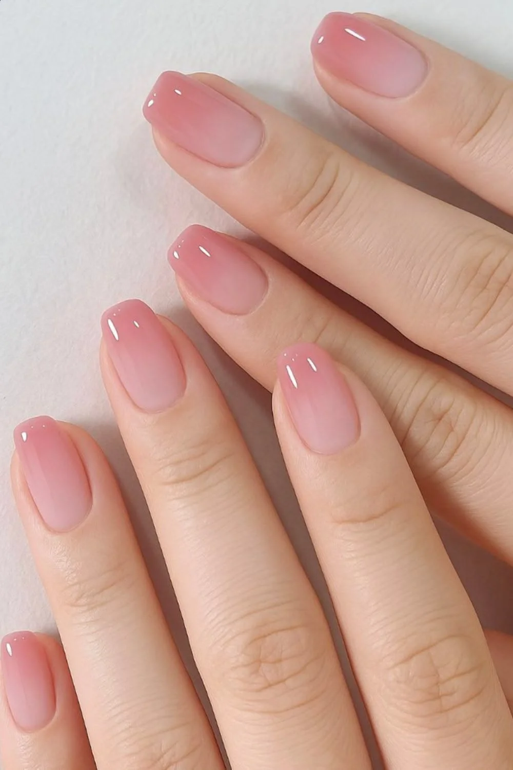 Mẫu nail ombre đơn giản