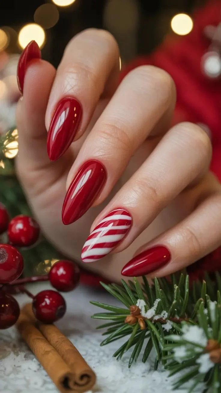 mẫu nail Noel đơn giản