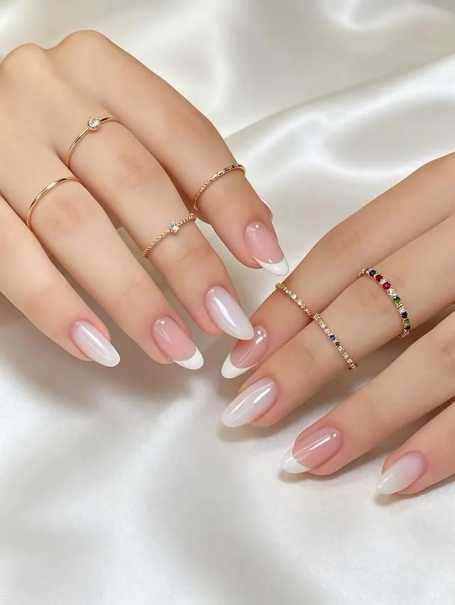 những mẫu nail đẹp đơn giản