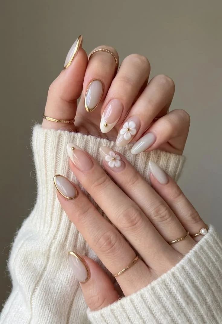 màu nail đơn giản làm sáng da