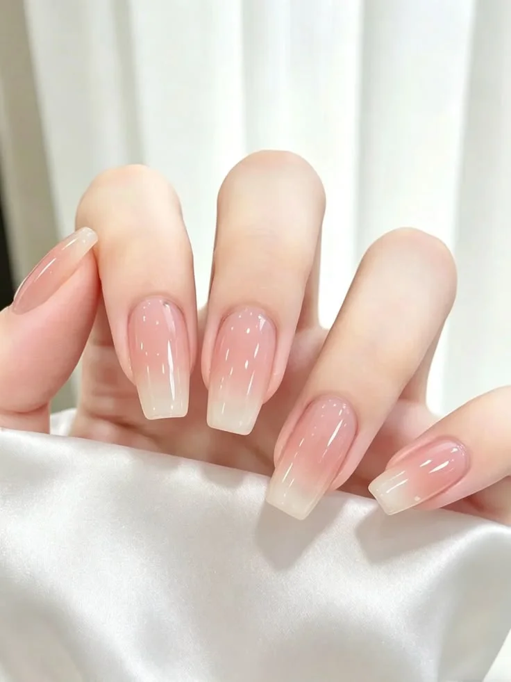 mẫu nail sơn thạch đơn giản