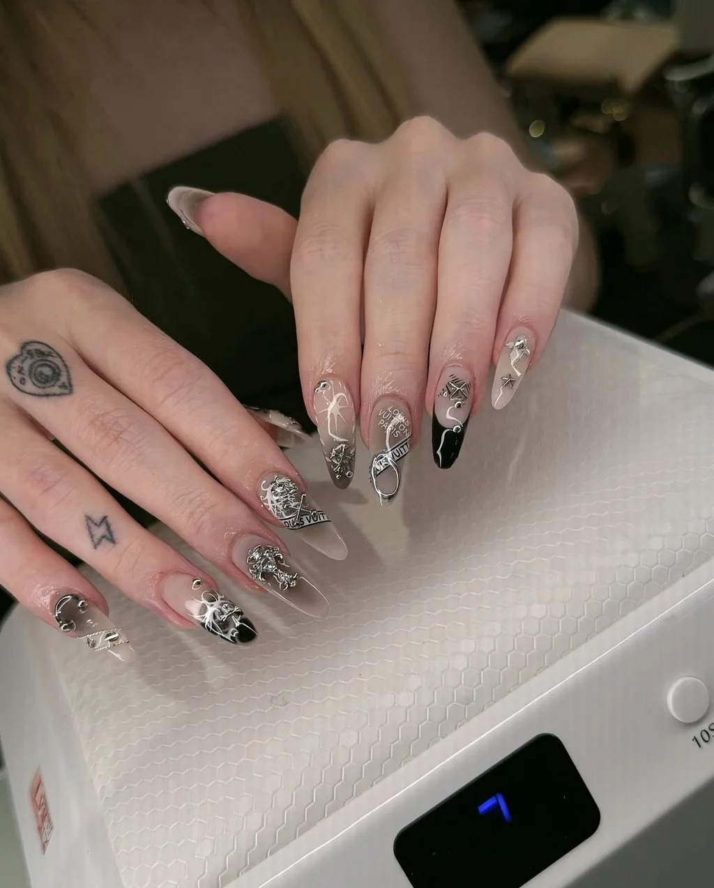 mau nail don gian86