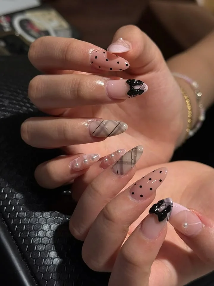 mau nail don gian94
